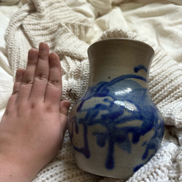 Handcrafted North State Pottery Ceramic Vase - Picture 4 of 4